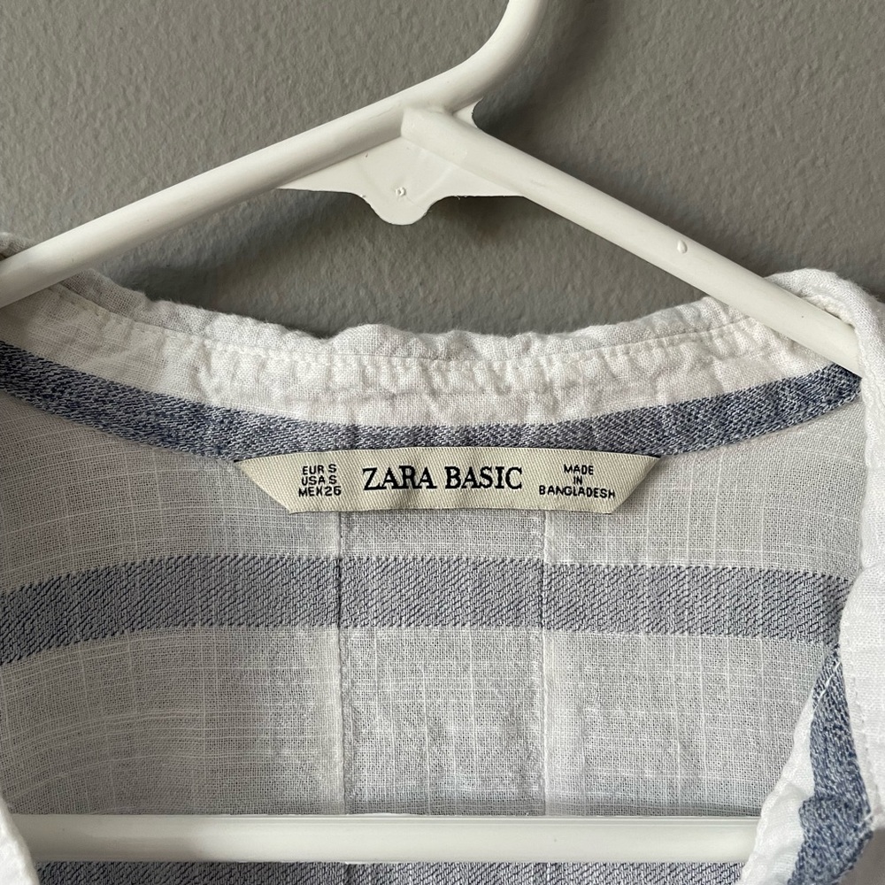 Zara Basic Beachy Top - Picture 2 of 5
